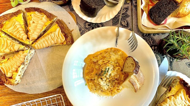 トロ コーヒーアンドベーカリー - メイン写真: