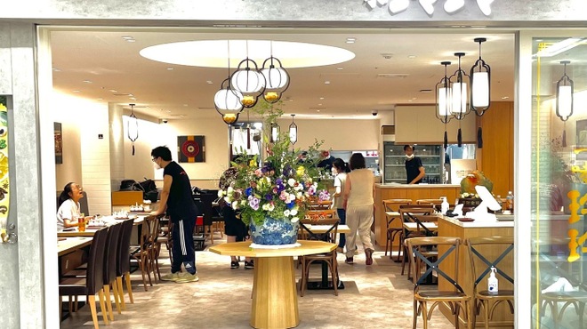 餃子百珍 一味玲玲 - メイン写真: