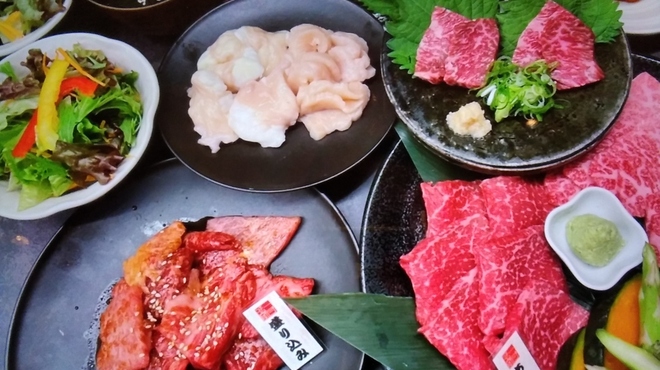 特撰和牛焼肉としゃぶしゃぶ一寸法師 - 料理写真: