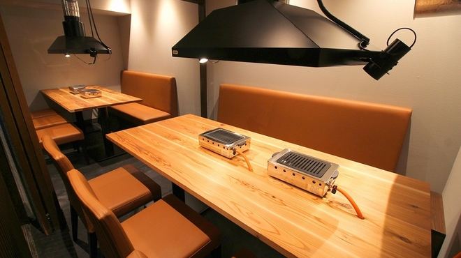 焼肉ホルモンしづる - メイン写真: