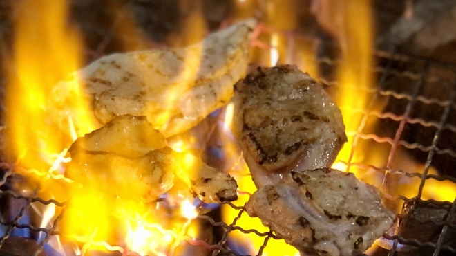 鶏白湯おでんと横焼き＆男前餃子 とりだし - メイン写真: