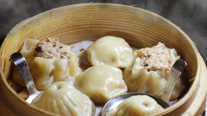 餃子屋 赤星 - メイン写真: