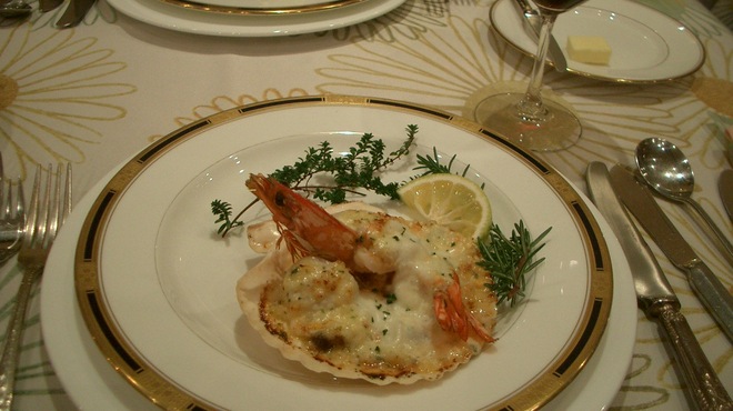 Dune - 料理写真:≪オードブル≫
  雑賀崎産足赤海老と、帆立貝のコキール
  