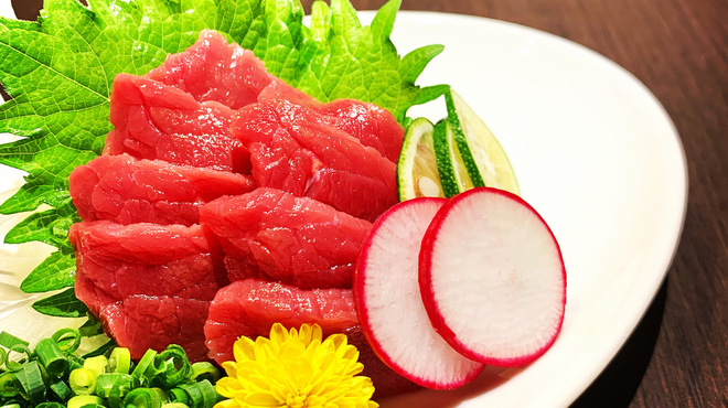 馬肉料理 小桜 - メイン写真: