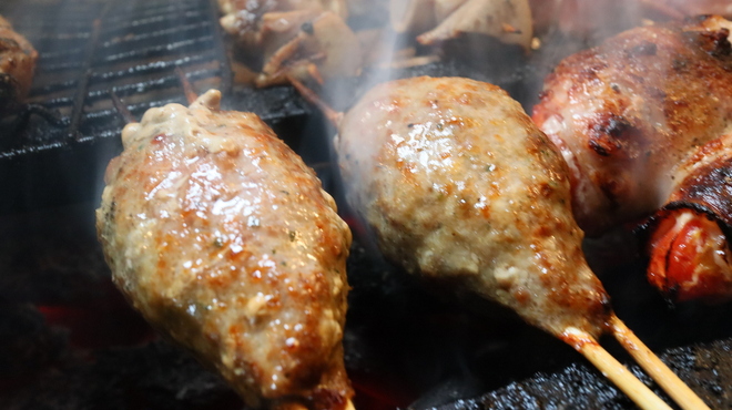 関内もつ肉店 - 料理写真:たたき