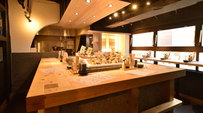 カキと酒 喰貝 - メイン写真: