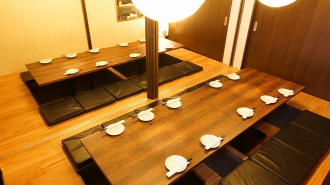 泳ぎイカと炭火 九州うまか - メイン写真: