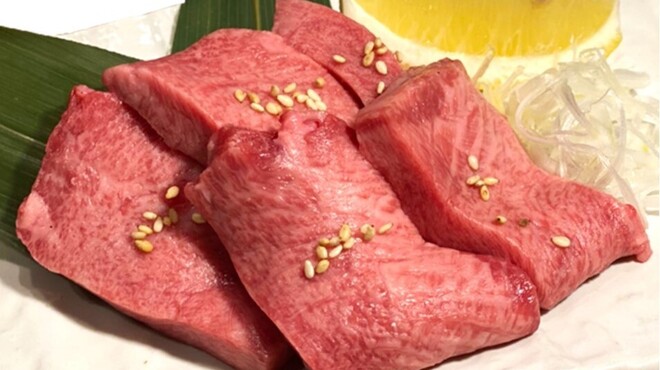 やきまる - メイン写真: