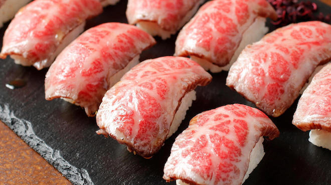 肉寿司食べ放題 個室肉バル ミルザ - メイン写真: