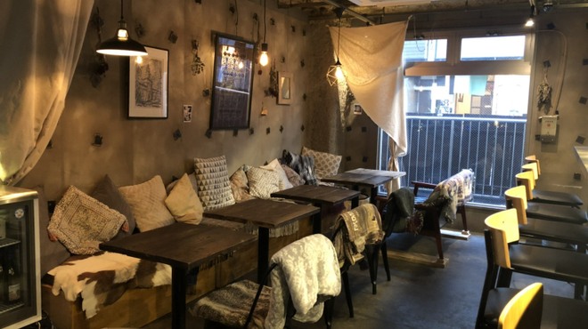 東京基地 - メイン写真: