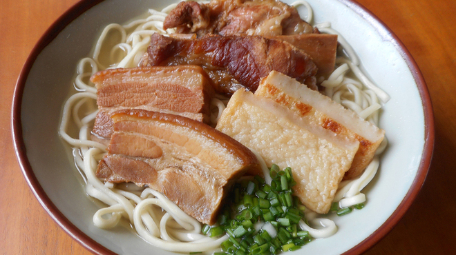 Shimasoba Ichibanchi - 料理写真:コッキそば　いわゆる「全部乗せ」