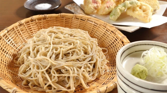 石臼挽手打ち蕎麦 えび家 - メイン写真: