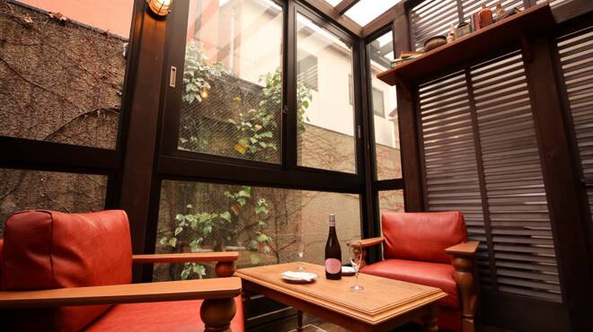 アイリッシュカフェ＆レストラン カプリシカ - メイン写真: