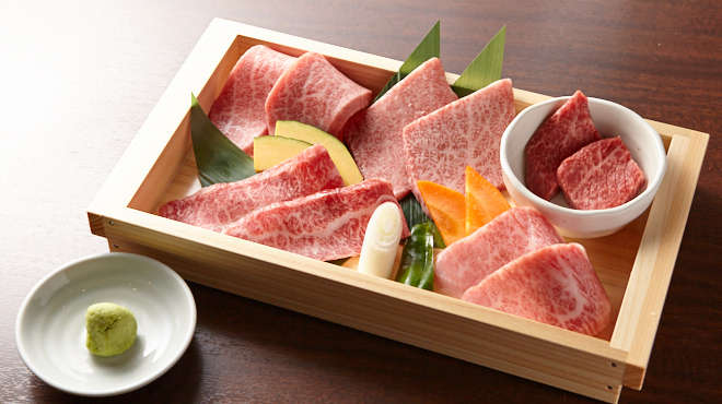 神戸牛焼肉 萬貫 - メイン写真: