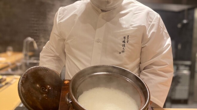 きたしんち 弓場慎之佑 - 料理写真:スペシャリテの土鍋ご飯。お米は新潟の新之助