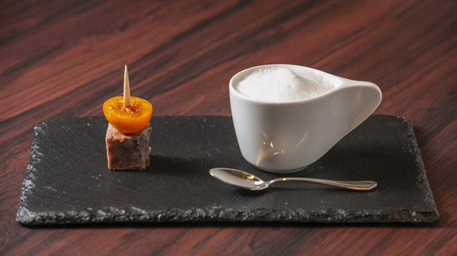 シェ松尾 - 料理写真:蕪のポタージュスープとお肉のパテ