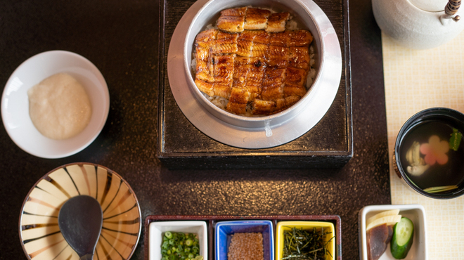天然うなぎ しま村 - 料理写真:2022.1 鰻釜 竹（4,180円）
