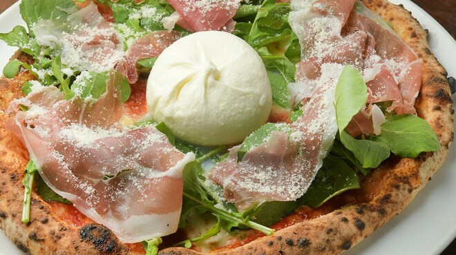 ピッツェリア キアッキェローネ - メイン写真: