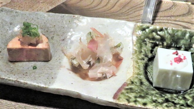 ごはんや 要兵衛 - 料理写真:前菜　チーズ豆腐　子持ち昆布　あん肝おろしポン酢