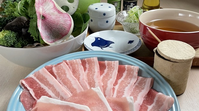 だし屋 おわん - 料理写真:出し汁豚しゃぶセット