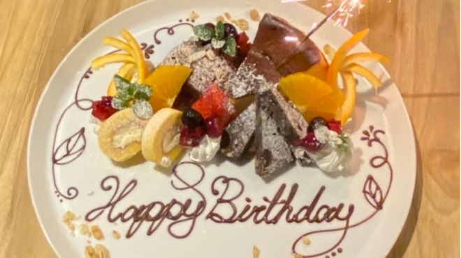 カフェバー＆ダイニング CANTINA - メイン写真: