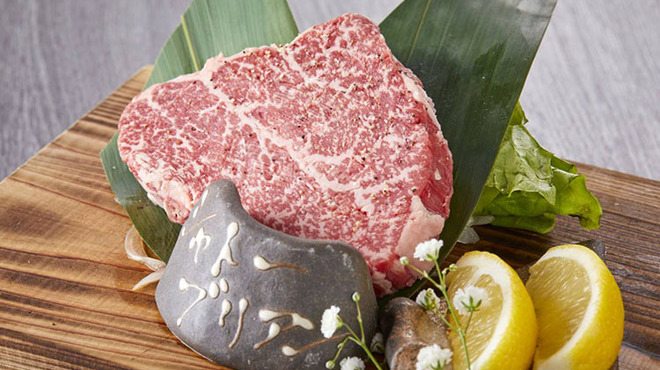 熊本あか牛一頭買い 誠実一心 熊本個室焼肉 褐火 - メイン写真: