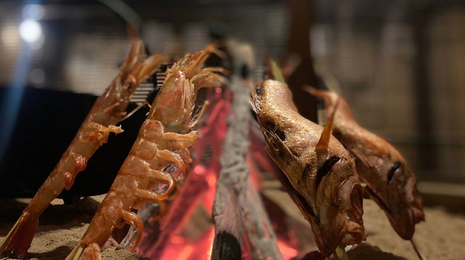 Robata Yaki Rakuhanabi Ooizumi Tei Kaisen Kositu Izakaa - メイン写真: