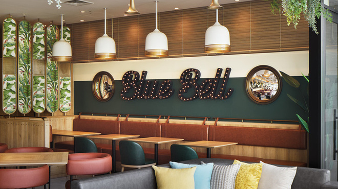 ALL DAY CAFE & DINING The Blue Bell - メイン写真: