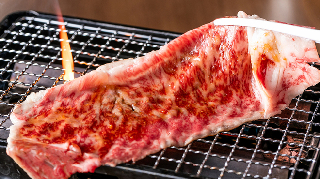 肉バル トビスケ - メイン写真: