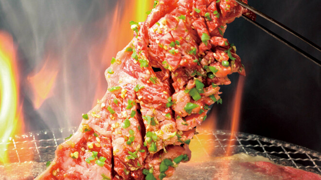 炭火焼肉 昭和ホルモン - メイン写真: