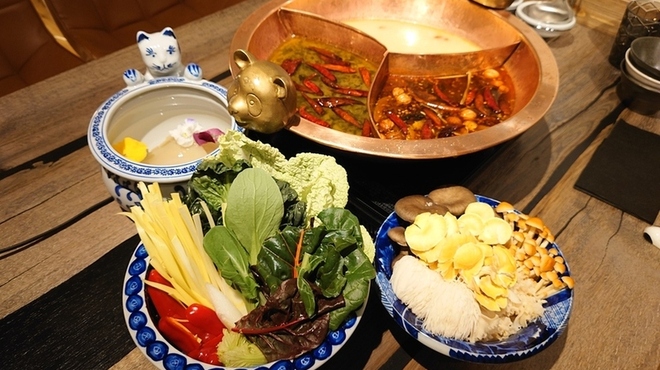 四川料理 花重 - メイン写真: