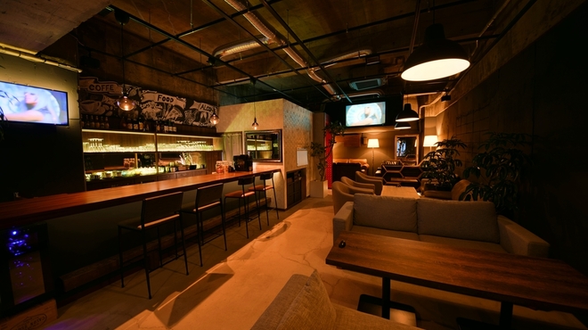 NINE CAFE - メイン写真: