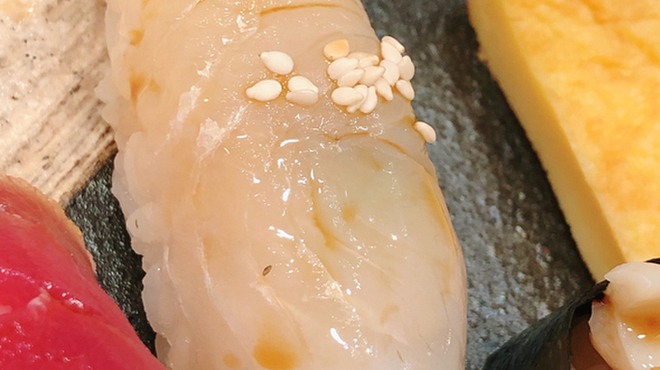 鮨 山沖 - 料理写真:鮃の昆布締め