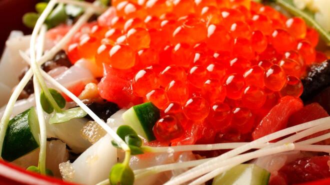 菊寿司 - 料理写真:特製バラちらし：1950円