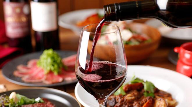 イタリア食堂BiBBER - メイン写真: