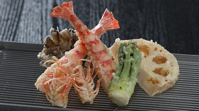 Tempura Yama No Ue Ginza - メイン写真: