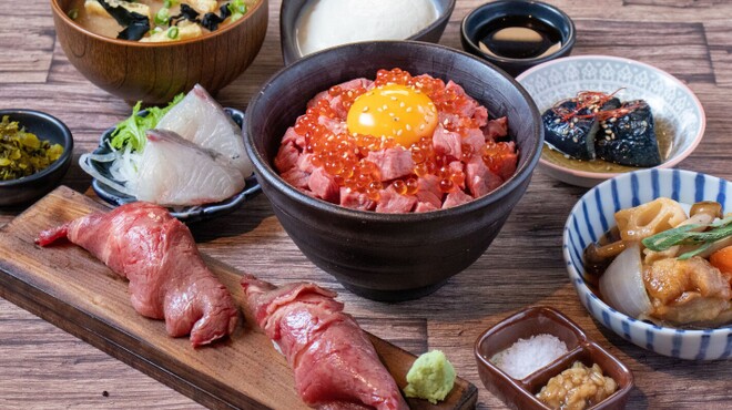 肉居酒屋 ホワイティー梅田 コマツバラファーム - メイン写真: