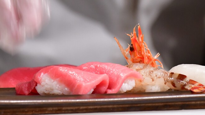 鮪達人 - メイン写真: