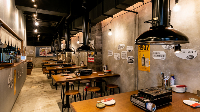 肉バル トビスケ - 内観写真: