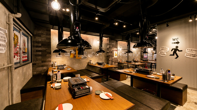 肉バル トビスケ - 内観写真: