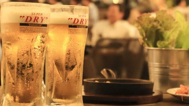 “R” Riverside Grill & Beer Garden - メイン写真: