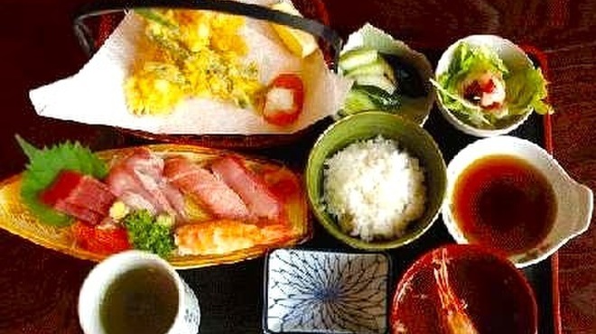 お食事処 名代亭 - メイン写真: