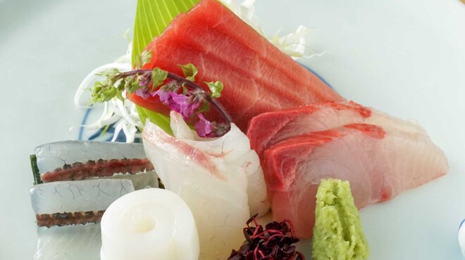 季の庭 - 料理写真:刺身　海盛り（5種）3,300円