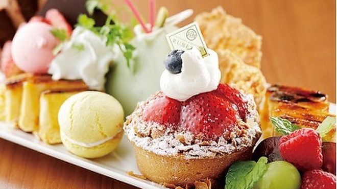 PATISSERIE & BRASSERIE RUBETTA - メイン写真: