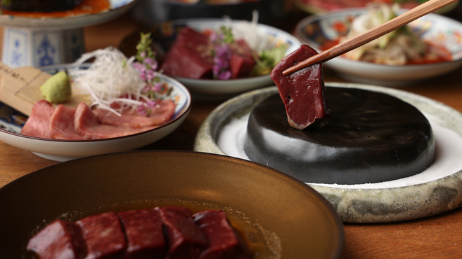 和牛A5雌牛と熟成牛舌 肉屋いちゆく - メイン写真: