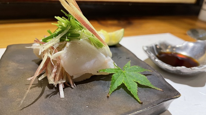 かっぽう寿 - 料理写真:ぶりぶりのひらめ