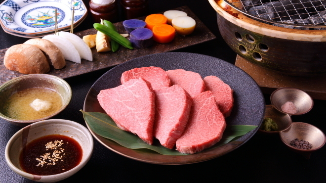 本格肉料理 丸小 - メイン写真: