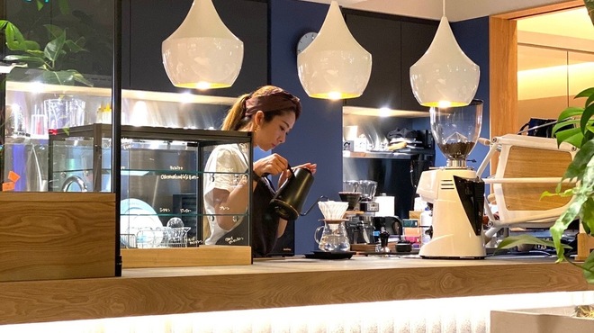 bee9 - メイン写真: