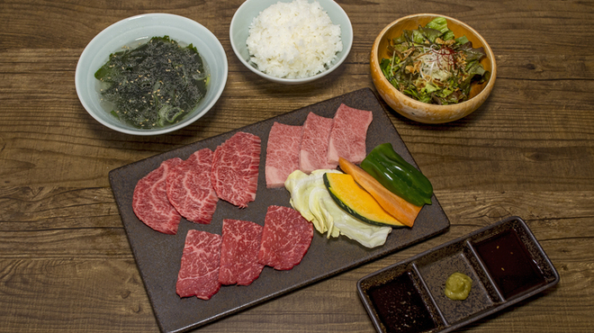 Miyazakigyuuyakiniku Toraya - メイン写真: