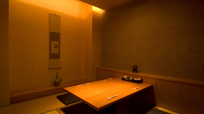 瓢 - 内観写真:2階個室（4～5名様・掘ごたつ）